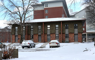 353 Grant St Apartments