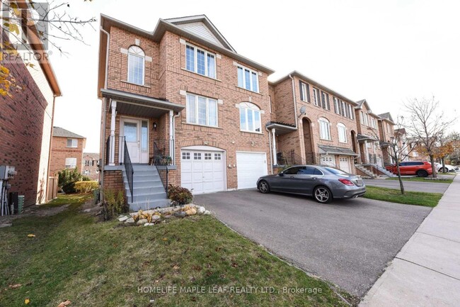 2-82 Clay Brick Ct in Brampton, ON - Building Photo - Building Photo