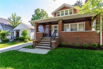 3693 W 140th St in Cleveland, OH - Foto de edificio - Building Photo