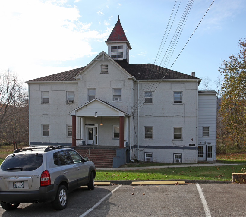 Daleville College Apartments in Daleville, VA - Building Photo