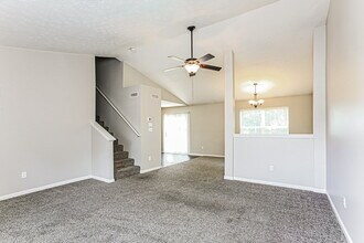 16864 Maraschino Dr in Noblesville, IN - Building Photo - Building Photo