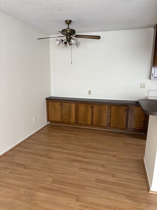 3631 Empire Dr in Los Angeles, CA - Building Photo - Building Photo