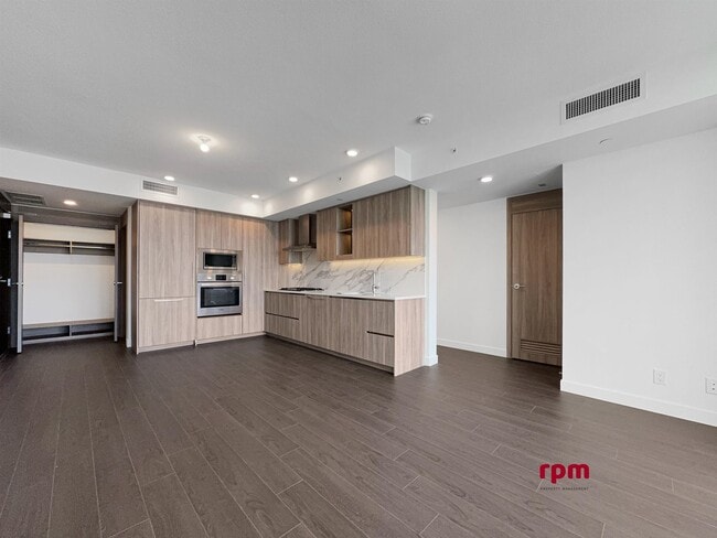 property at 13768-3100 100 Ave
