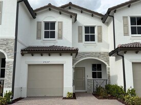 2537 SE 27th Ct in Homestead, FL - Building Photo