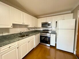 326 Broadway, Unit 21 in Somerville, MA - Building Photo