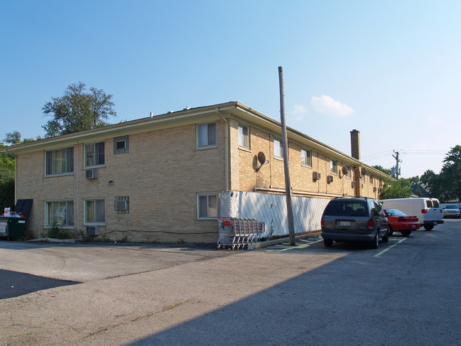 288 Oxford Ave in Clarendon Hills, IL - Foto de edificio - Building Photo