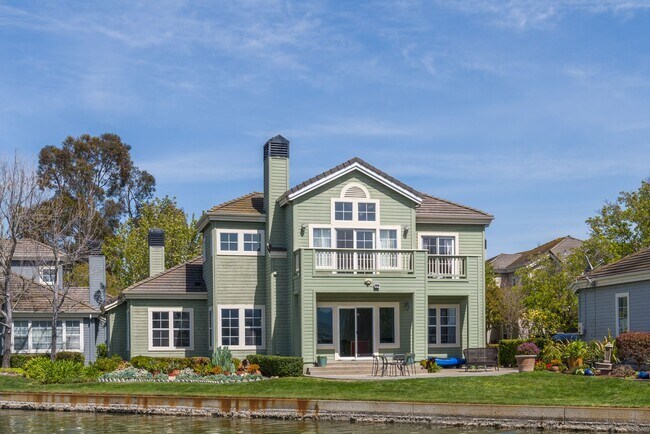 552 Island Pl in Redwood City, CA - Building Photo - Building Photo