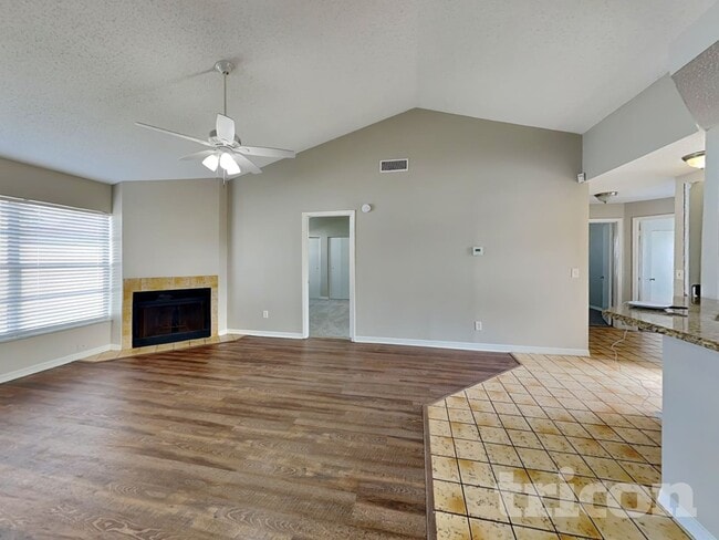 5318 Southwick Dr in Tampa, FL - Building Photo - Building Photo