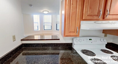 109 Queensberry St in Boston, MA - Building Photo - Building Photo