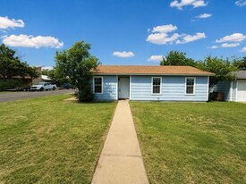 2630 Waco St in San Angelo, TX - Building Photo