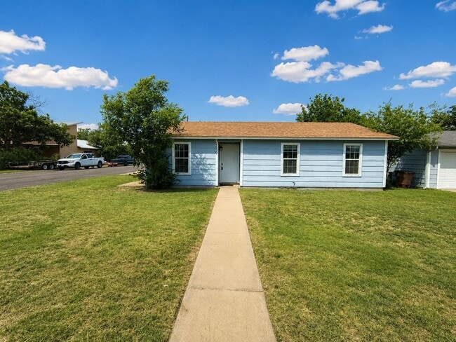 property at 2630 Waco St