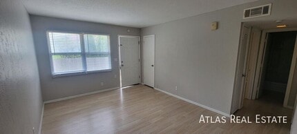 7103 Fulton Rd in Pleasant Valley, MO - Building Photo - Building Photo