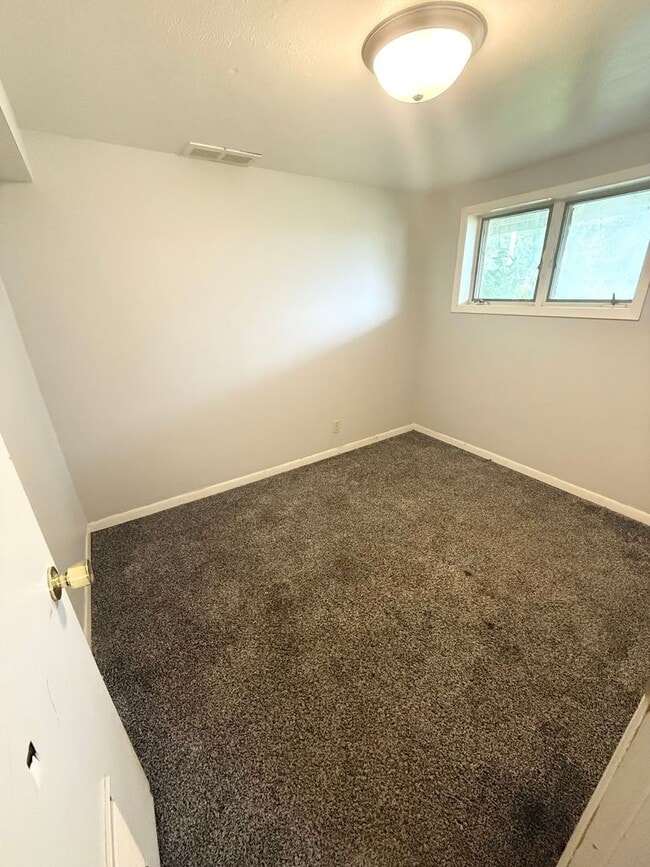 3823 Ridge Ave in Sioux City, IA - Building Photo - Building Photo