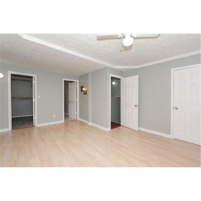 1058 Forest Valley Dr SE in Atlanta, GA - Building Photo - Building Photo