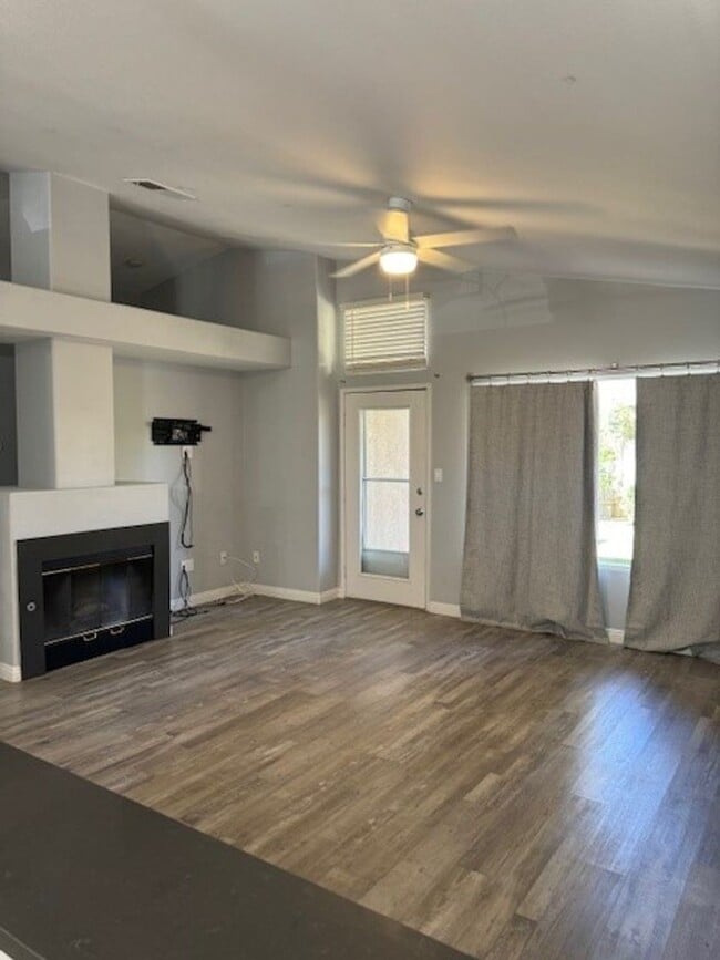 4003 Boswellia Dr in Bakersfield, CA - Building Photo - Building Photo