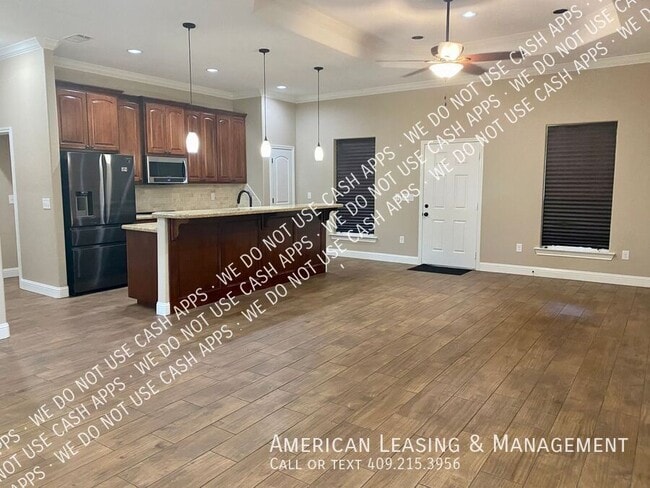 1003 Lindsey Ln in Lufkin, TX - Building Photo - Building Photo
