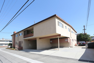 11512 Ohio Ave in Los Angeles, CA - Building Photo - Building Photo