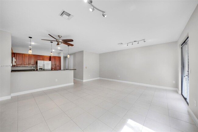 3238 SW 16th Terrace in Fort Lauderdale, FL - Building Photo - Building Photo