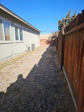 187 Desert Springs Ln in Fernley, NV - Building Photo - Building Photo