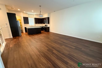 334 F St in Daly City, CA - Building Photo - Building Photo
