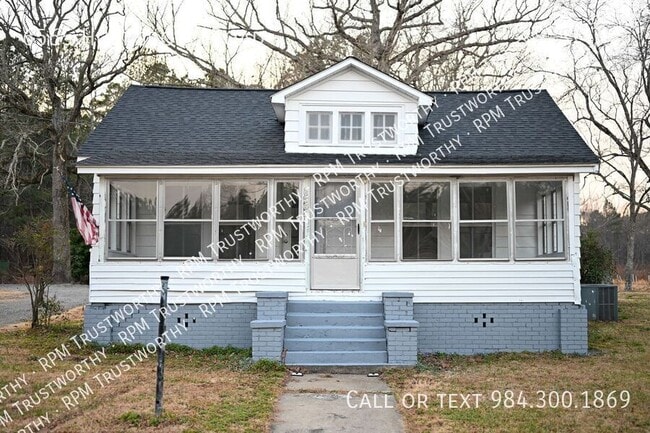 property at 6565 Huntsboro Rd