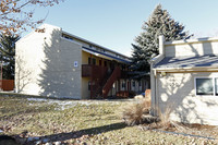 Parkville Apartments in Longmont, CO - Building Photo - Building Photo