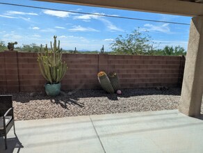 8119 N Peppersauce Dr in Tucson, AZ - Building Photo - Building Photo