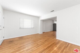 3023 Prospect Ave in Santa Monica, CA - Building Photo - Building Photo