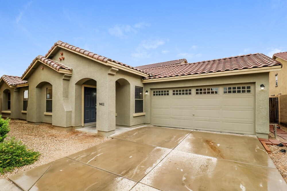 9411 W Eaton Rd in Phoenix, AZ - Building Photo