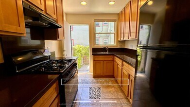 5691 Telegraph Ave in Oakland, CA - Building Photo - Building Photo