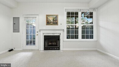 1120 S Monroe St in Arlington, VA - Building Photo - Building Photo