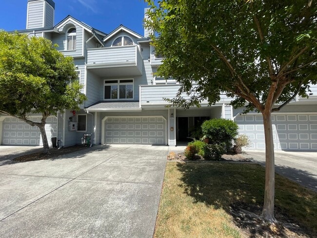 property at 2027 Stonefield Ln