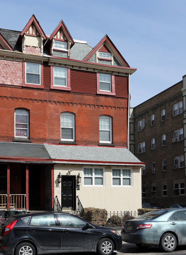 4101 Chestnut St in Philadelphia, PA - Foto de edificio - Building Photo