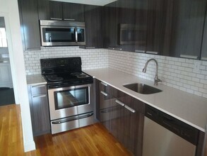44 Jersey St, Unit 706 in Boston, MA - Building Photo - Building Photo
