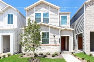 7175 Blue Jay Way in Richland Hills, TX - Building Photo - Building Photo