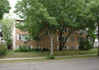 3428 Harriet Apartments photo'