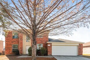 2104 Aster Trail in Forney, TX - Building Photo