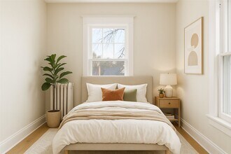 712 Cedar Lake Rd S in Minneapolis, MN - Building Photo - Building Photo