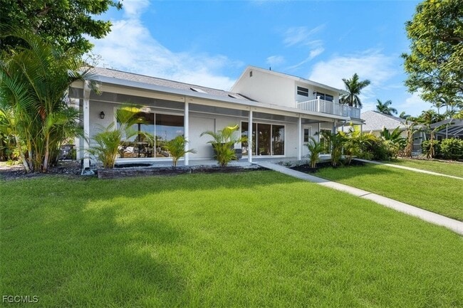 property at 1416 SE 11th Pl