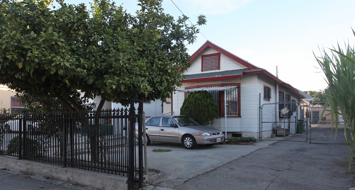128-130 Avenue 22 in Los Angeles, CA - Foto de edificio