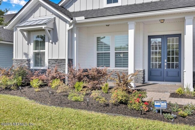 property at 323 Glenneyre Cir