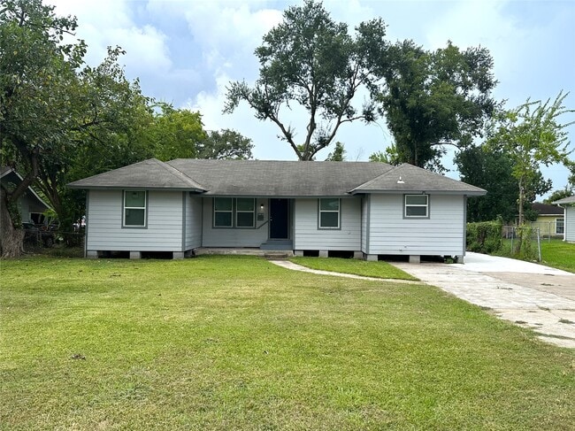 property at 10514 Oswego St