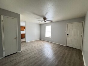 1605 Benttree Dr in Killeen, TX - Building Photo - Building Photo