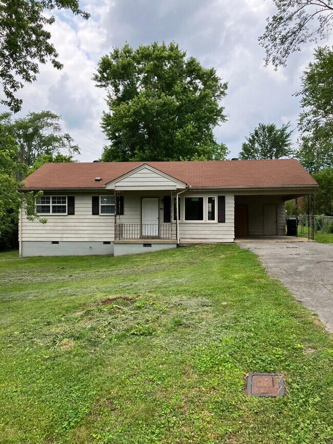 120 Greer Cir Rentals in Dickson, TN