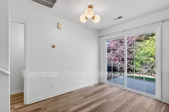 138 Tannenbaum Cir in Greensboro, NC - Building Photo - Building Photo