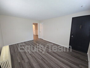 33 Gahl Terrace in Reading, OH - Building Photo - Building Photo