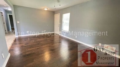 7306 E 109 Terrace in Kansas City, MO - Building Photo - Building Photo