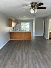 718 Parkway Ave in Harrodsburg, KY - Building Photo - Building Photo