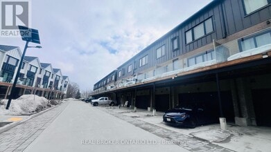 19 Rainwater Ln in Barrie, ON - Building Photo - Building Photo