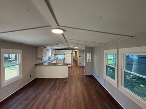 17005 Fiala Dr in South Chesterfield, VA - Building Photo - Building Photo